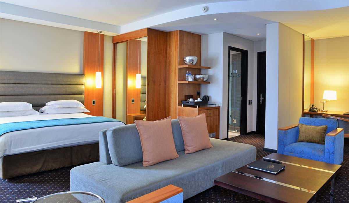 Family Room - Bedroom - Premier Hotel O.R. Tambo